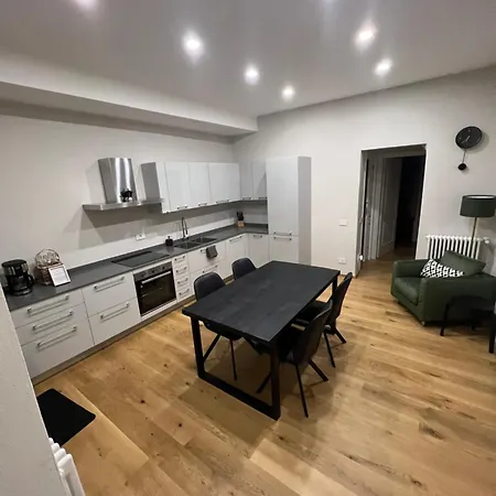 Courtyard 23 *